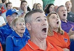 CampusGridiron's tweet photo. @BroncoSportsMBB @bankfirstfed https://t.co/99MEf5rG3V