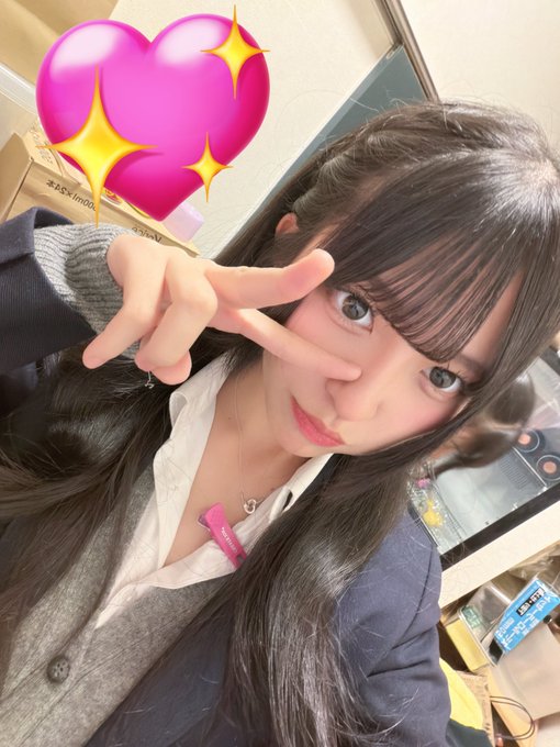 秋月莉緒のTwitter画像31