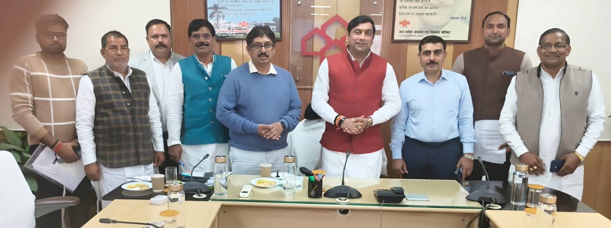 iamarundagar's tweet photo. Sir Hm Sab Vedvyas puri,Lohiya Nagar, Ganga Nagar Ke Kisan Apse Umeed Liye Baithe Hai Jald Se Jald MDA Board Meeting krake Hmara Parshtav Pass Krane Ki Kirpya Kre
🙏🙏
@ChiefSecyUP @isomendratomar @DmMeerut @meda 
#Vedvyadpuri
#LohiyqNagar
@GangaNagar https://t.co/tvP2k894a7