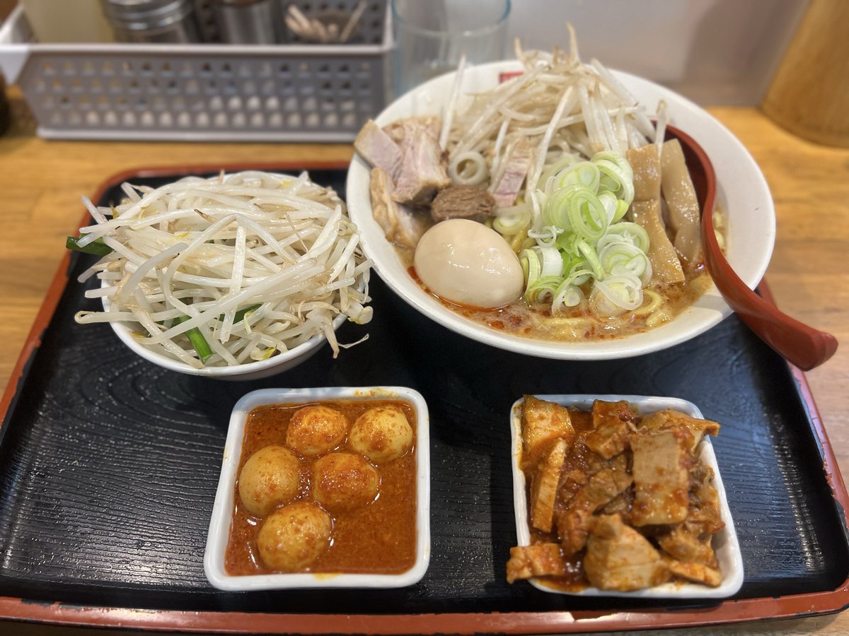 業界も界隈も年度末ですかね〜
皆さんご苦労様です🫡
今日も今日とてメシが美味い！