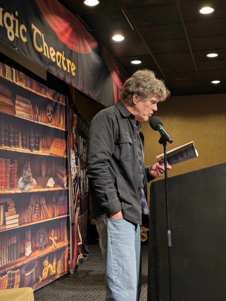 ashlandpp's tweet photo. Back from AWP &amp; still feeling grateful to have seen all you great literary folk.

Here are some highlight photos from our Wednesday reading at Poe's Magic Theater.

#awp #brucebond #valerieperreault #kiannagreene #ashlandpoetrypress  #poetryreading #chuckcarlise #offsitereading https://t.co/CbPztJ17ZV