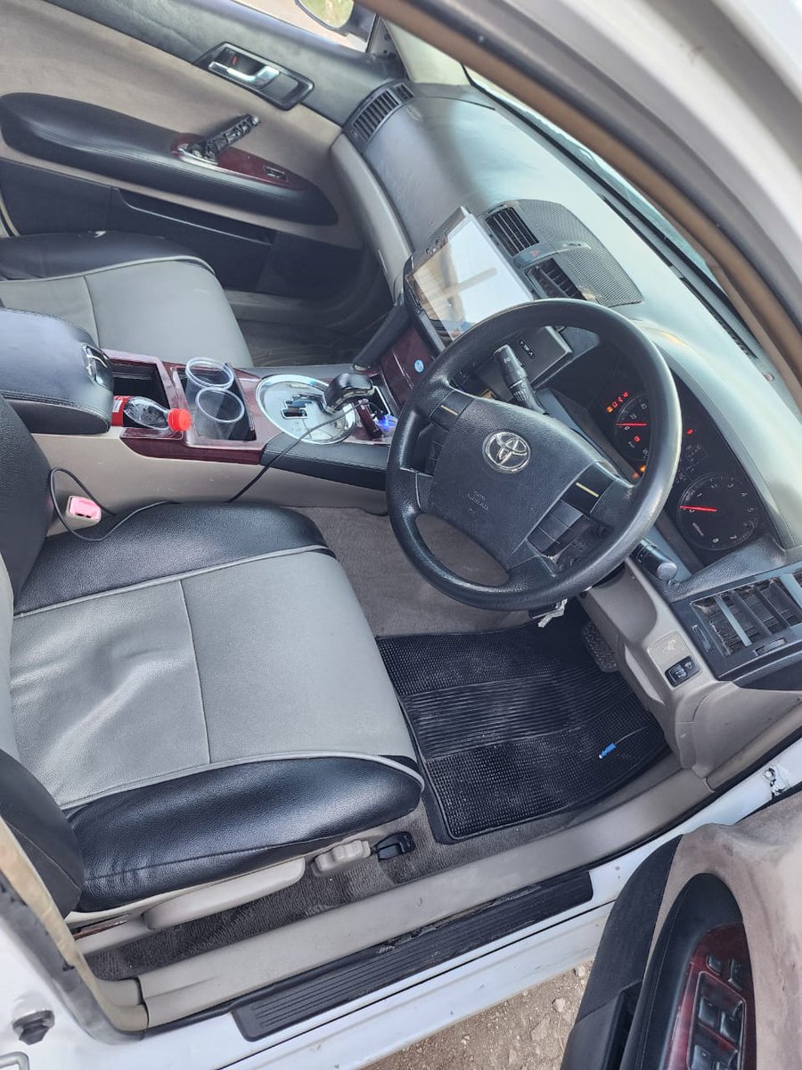 Hello X, you can own this,
Mark X
2007 Model
2500cc
V6 Petrol Engine
 Contact me at 0769518134 on call or WhatsApp at any time. Usiuziwe flood damaged na hii iko for less than a million.