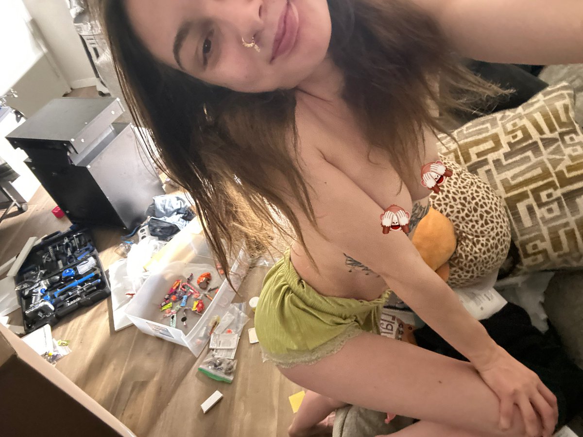 prettygoddessz's tweet photo. #handyman https://t.co/48RxVKybGt
