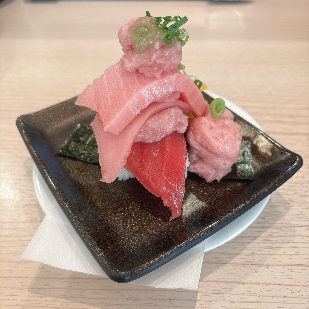 たがら tweet media