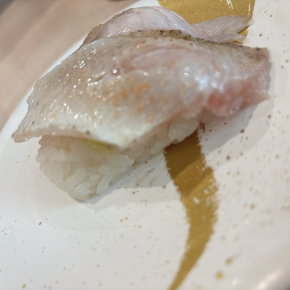 たがら tweet media