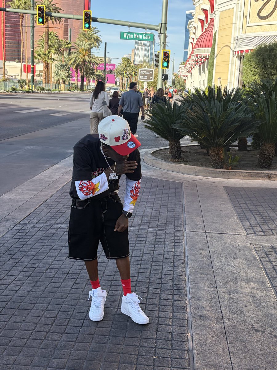 There Go Blac tweet media