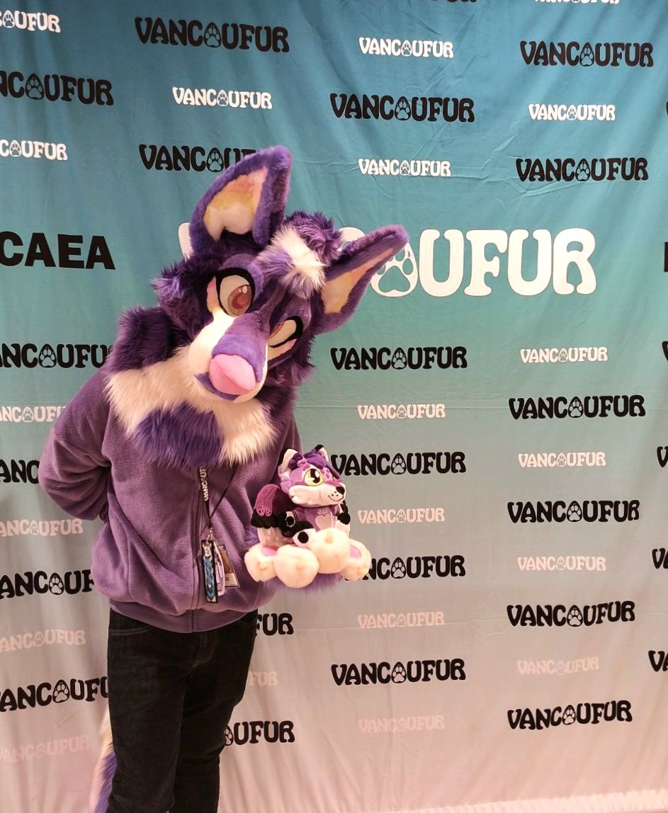 Stolasdarling's tweet photo. 💜 New Fursuiter in Town! 💜
A wild Stolas has appeared! 
Try and catch a glimpse of this sly purple fox as he wanders around the concrete forests of Canada! 

Maker: @Eelowyn

#furry #furryfandom #fursuiter #purplefox #purplegang #vancoufur2026 #vancoufur https://t.co/3ioPlqzTSB
