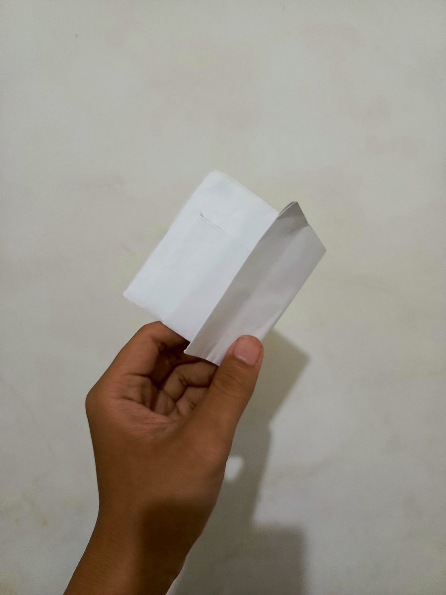 ionn🐬 tweet media