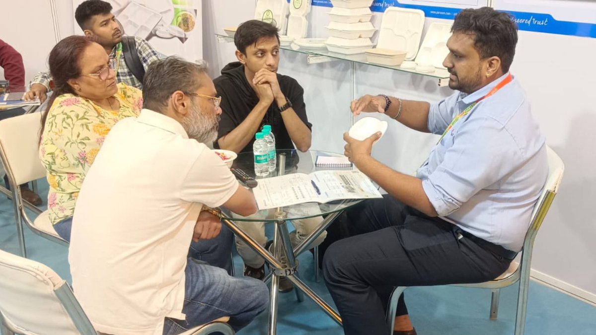 parasongroup's tweet image. Day 3 at AAHAR 2026 — here's what the first two days looked like.

📍 Hall 5F | Stall 12A
📅 10–14 March 2026
📌 Bharat Mandapam, Pragati Maidan, New Delhi

2 more days left — walk up, let's talk.

#AAHAR2026 #MoldedFiber #SustainablePackaging #Parason #EngineeredTrust