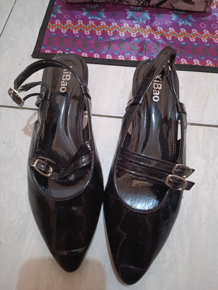 Canriesrah tweet media