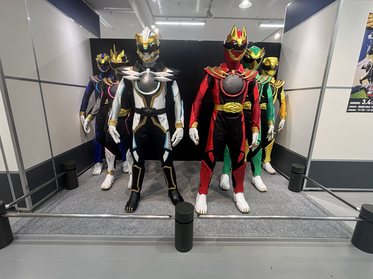 frozen_ri_ce's tweet photo. 念願のゴジュウジャーのPOPUP行けた！
欲しいグッズ買えて満足！！ https://t.co/nvveR8uScK