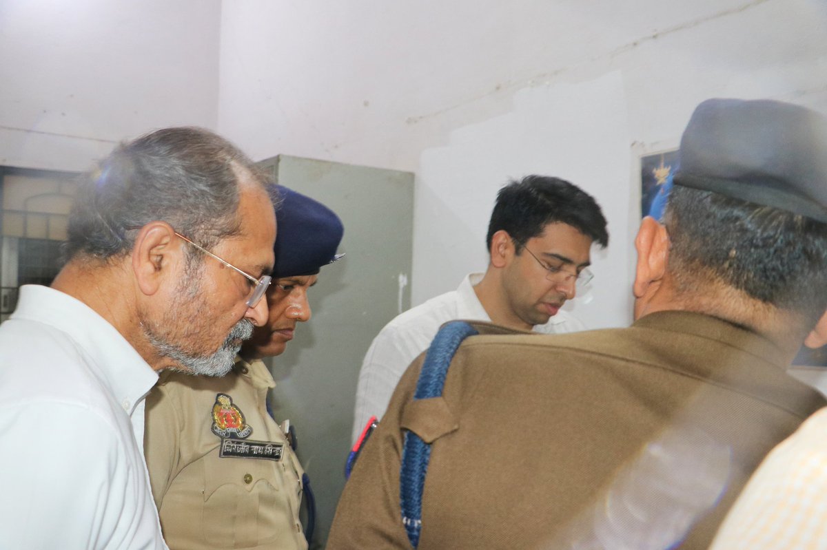 DM Hathras tweet media