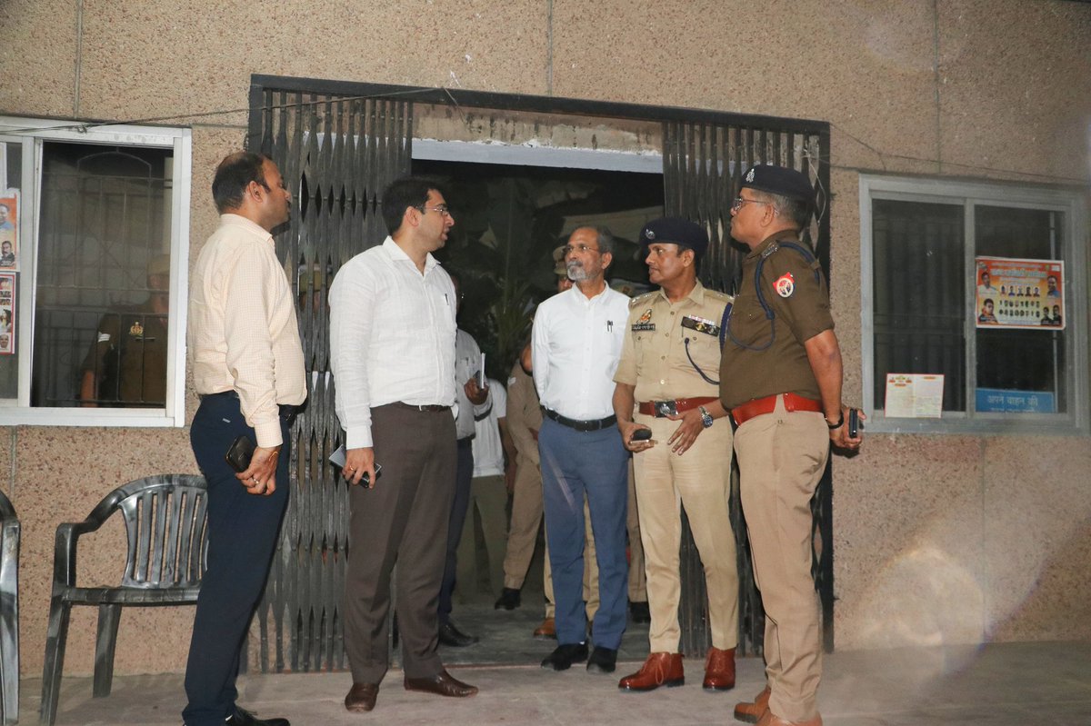 DM Hathras tweet media