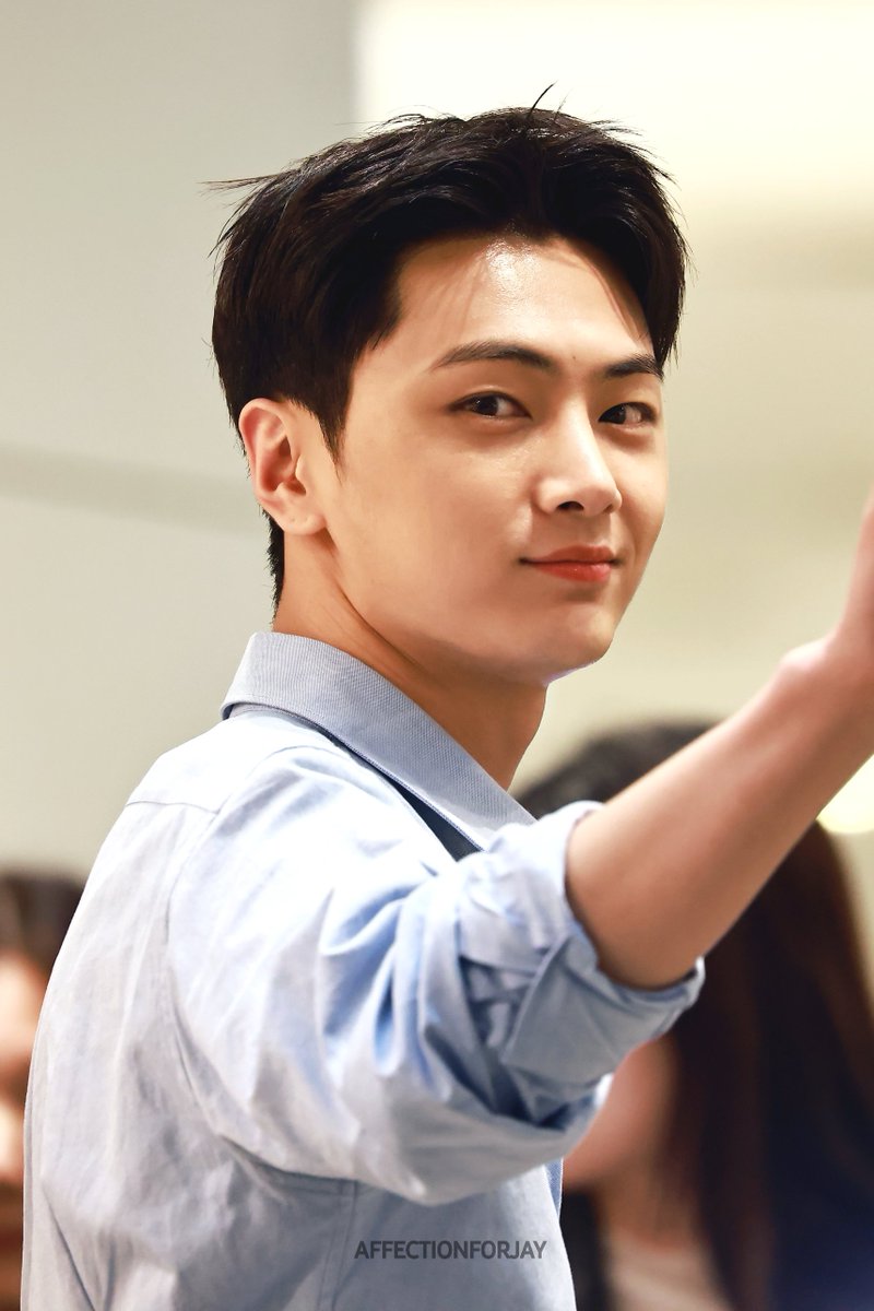 AFFECTIONFORJAY tweet media