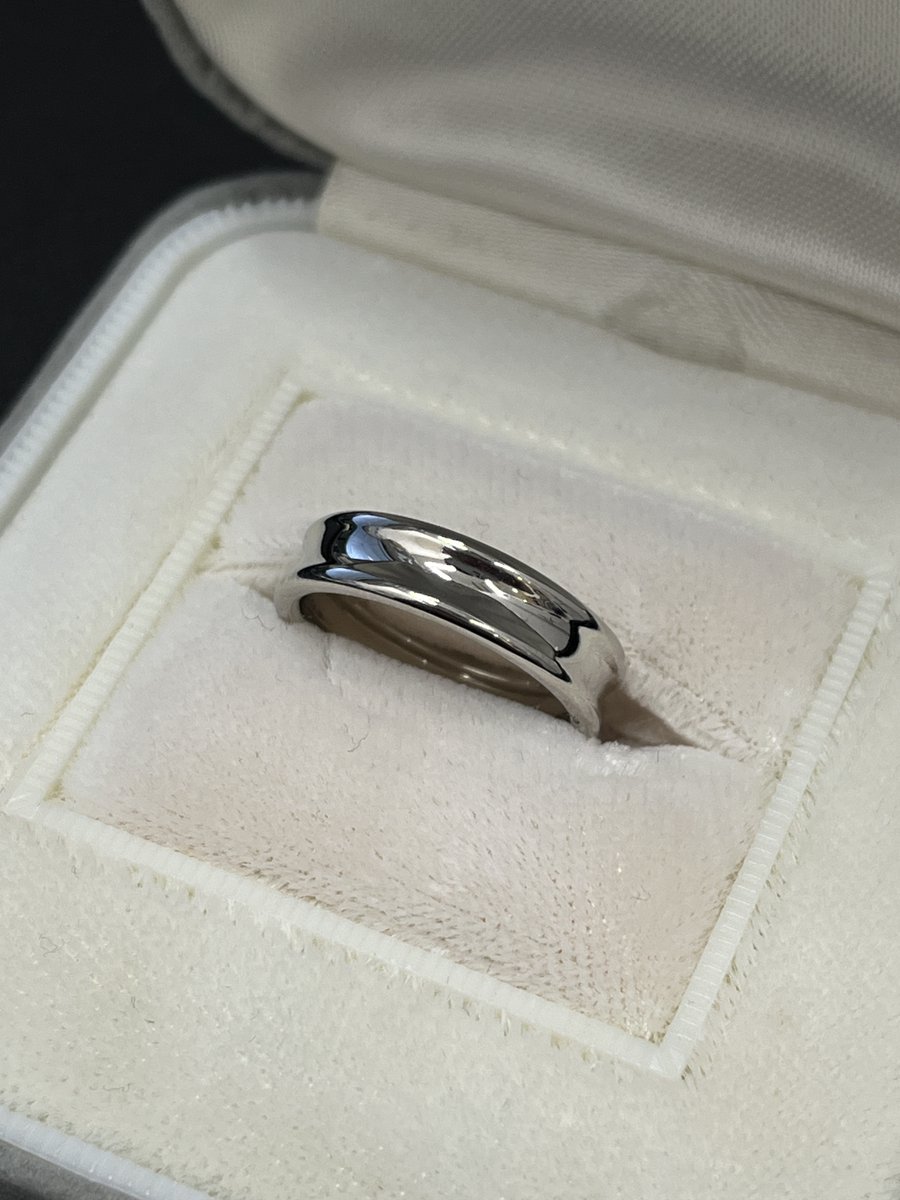 dk_mvsuzukachuo's tweet photo. 💍Pt950 リングをお買取りしました!
上質なプラチナリングをお持ち込みいただきました。
キズ・歪み・刻印・比重など細かなポイントまで丁寧にチェックして査定しています。
📍買取大吉 マックスバリュ鈴鹿中央店
#Pt950 #プラチナ #リング #指輪 #ジュエリー買取 #鈴鹿 #三重県買取 #買取大吉 https://t.co/Kc5C7hUwv5
