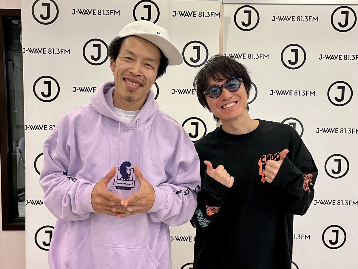 songstories813's tweet photo. 明日深夜1時30分〜
#SUPER_EIGHT #安田章大

ー名曲には語り継ぐべき物語があるー
🎙️SONG STORIES🎙️

今週は、安田章大の憧れ、
#SpinnaBILL さんがゲストに登場！

放送はこちらから↓
📻https://t.co/cUyfioU4QU

#sss813 #jwave @Infinity_rJP @Spinna_B https://t.co/oISD8IVNnk