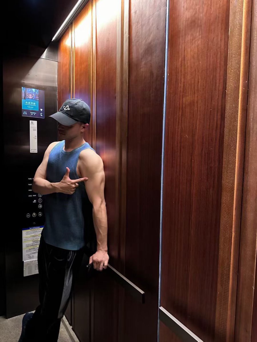 GYM Studio模特经纪 tweet media