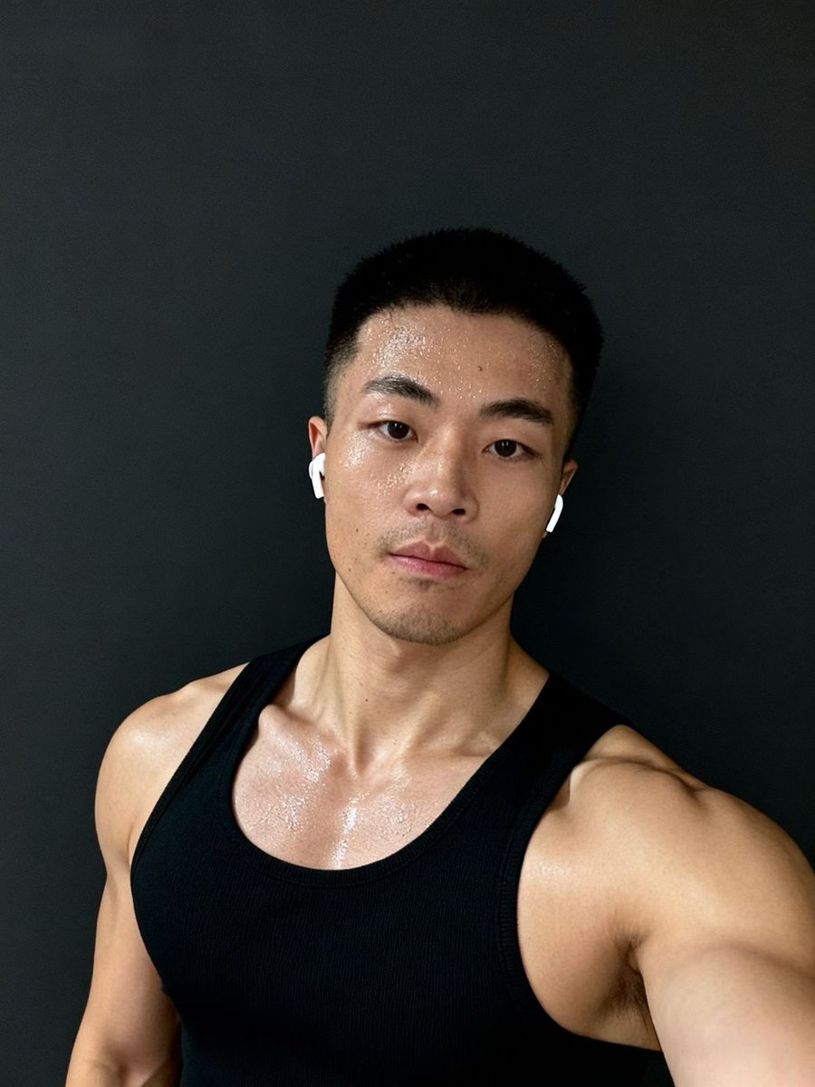 GYM Studio模特经纪 tweet media