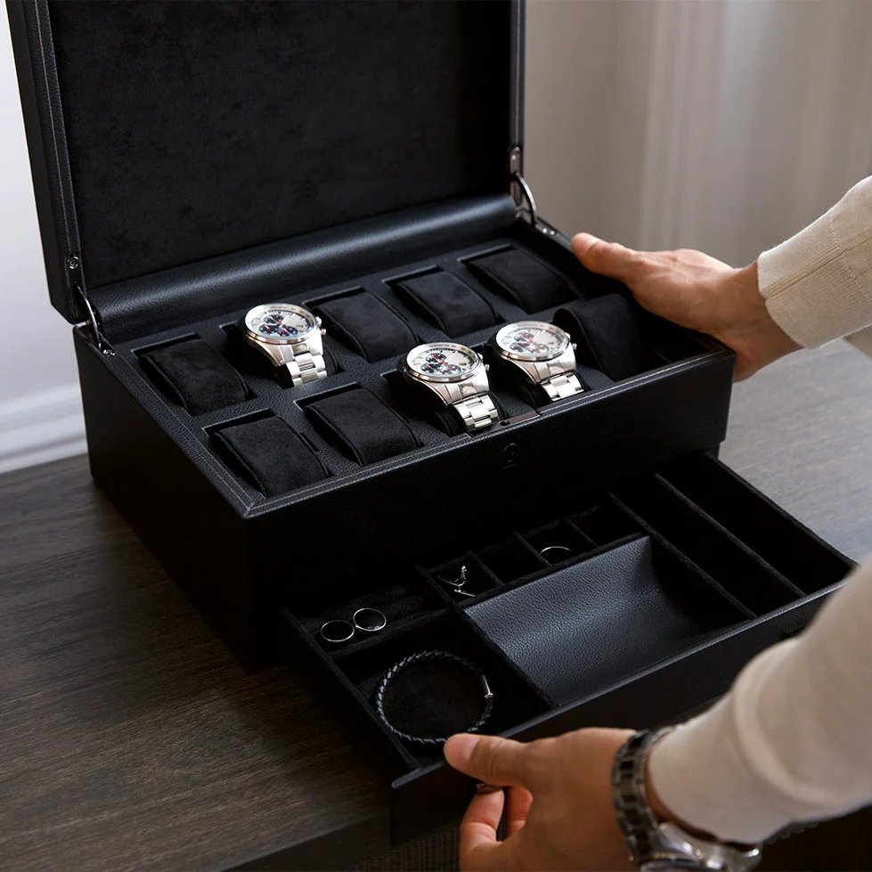 ShopTravisdavid's tweet image. Discover WOLF Watch Storage— safes &amp;amp; winders handcrafted for luxury, function, and security.

🛍️ Spring Forward Sale: 
Use code EXTRA for 10% OFF
Orders $250+ get 15–30% OFF automatically

Explore the collection:
 travisdavid.com/collections/wo…

#Wolf1834 #WatchStorage #Travisdavid