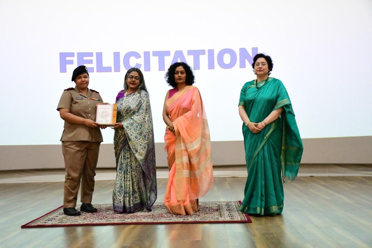 ProDefLko's tweet photo. Celebrating Women, Touching Lives

#StrikeOneAWWA commemorated #InternationalWomensDay2026 with motivational talks and Hunar Haat at #Mathura. Mrs Rajitha Hariharan, #ZonalPresident #StrikeOne AWWA appreciated the entrepreneurs for their artistry and ingenuity. 

(1/2) https://t.co/coEG59kIsR