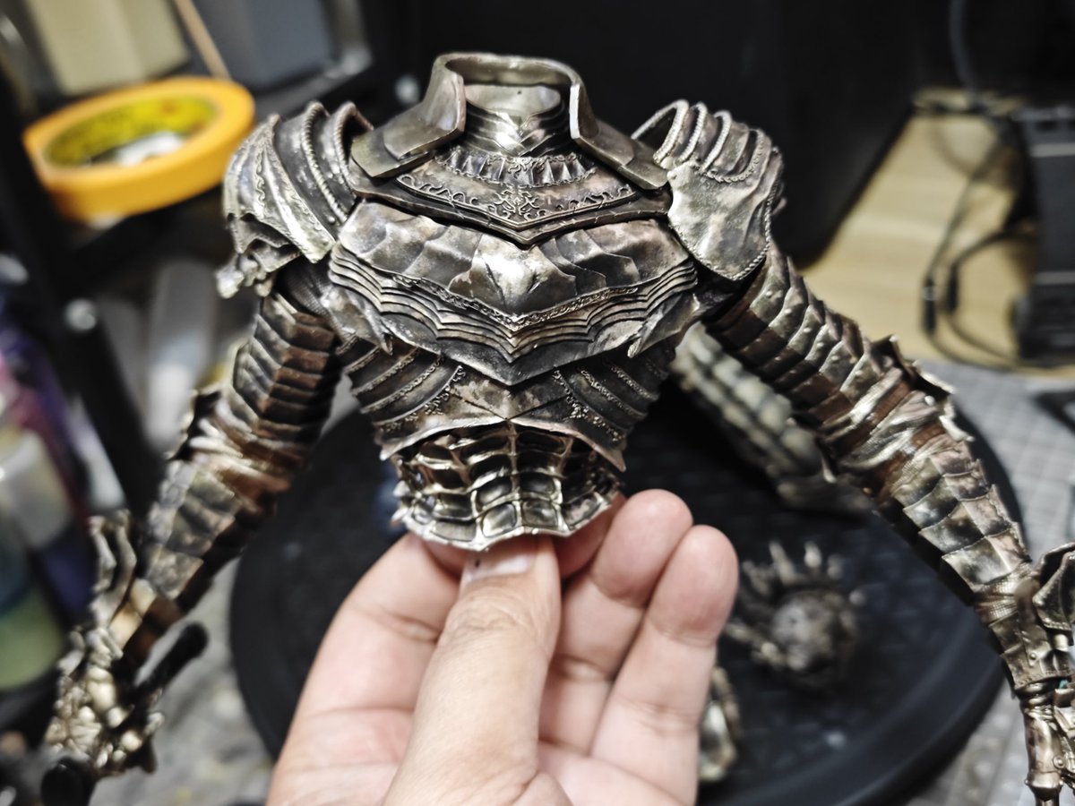 炭色/Tan tweet media