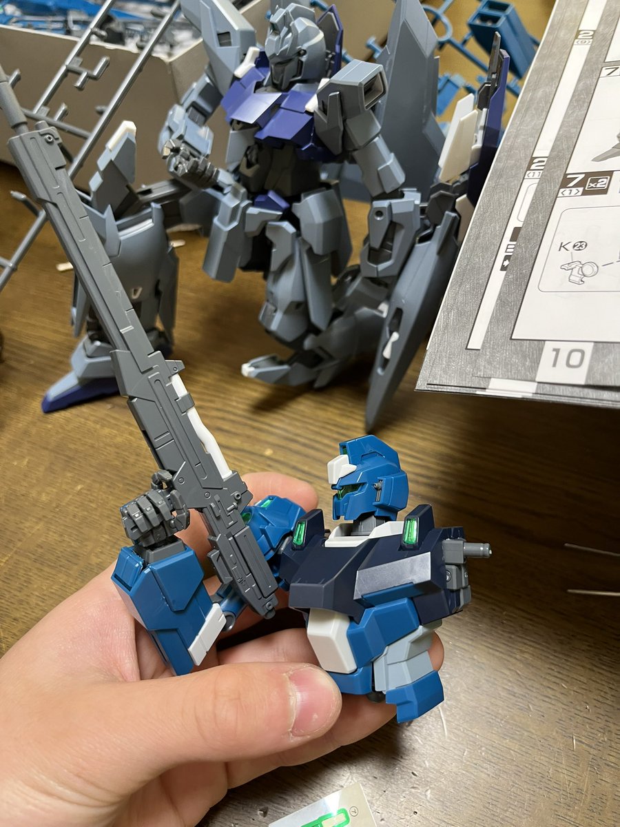 MGデルタプラスとMGリゼル一般機のライフルが共通なので…. こうやって