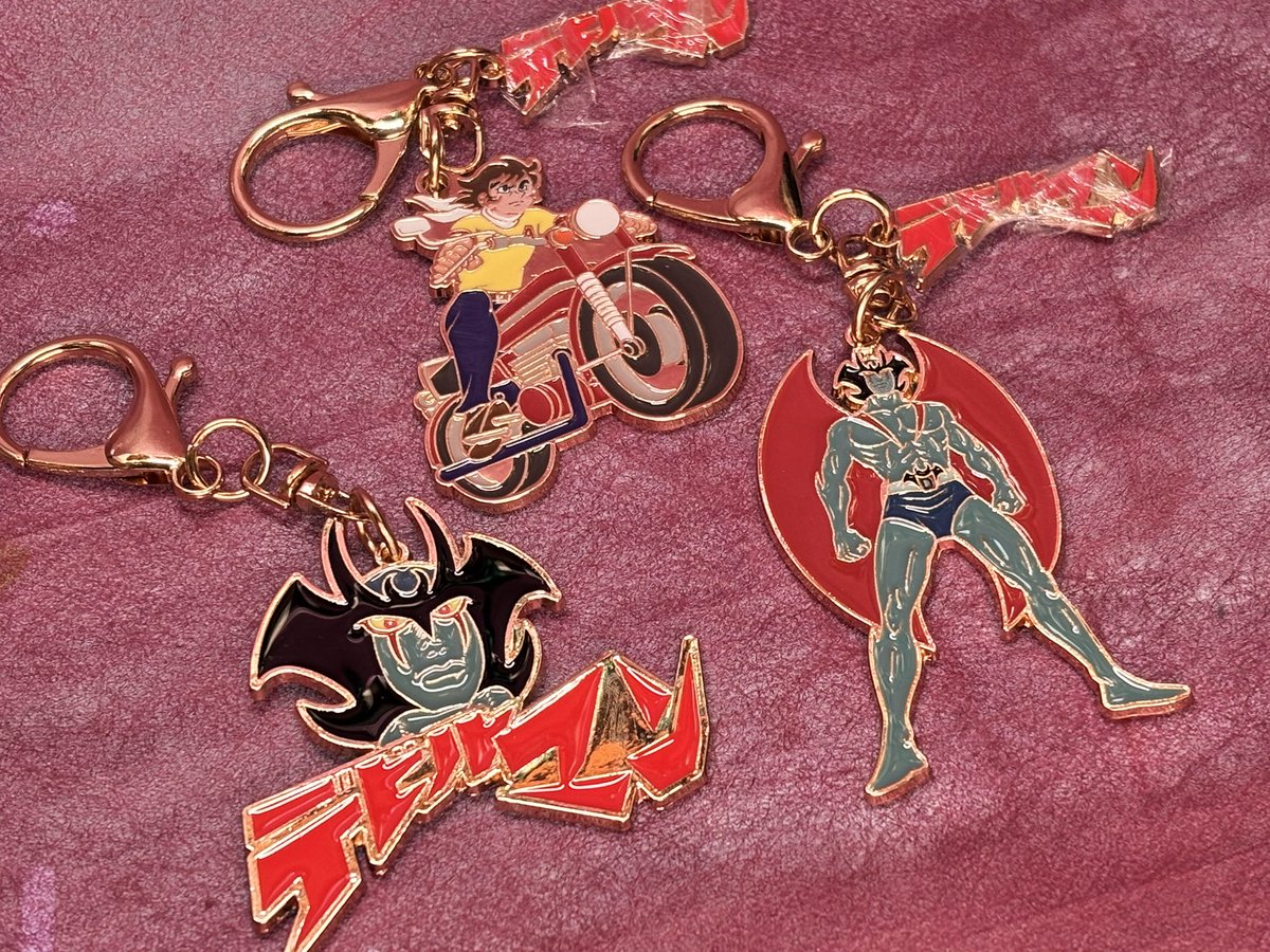 デビルマン メタルキーホルダー 全5種 責任を持ってご紹介します 