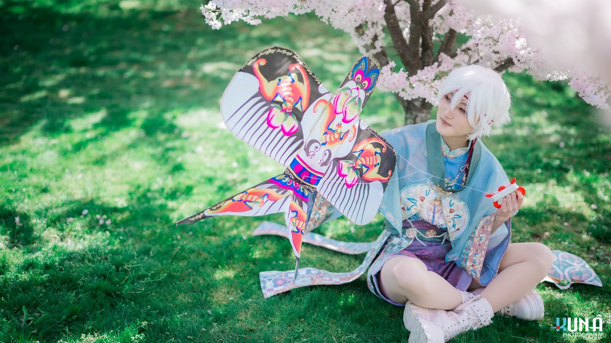 🌸 Spring magic in Vancouver. Captured this ethereal fox spirit amidst the cherry blossoms. 🦊✨

The perfect blend of traditional props and sakura vibes.

See the full gallery: kunaphotography.com/vancouver-cosp…

#VancouverCosplay #CherryBlossom #CosplayPhotography