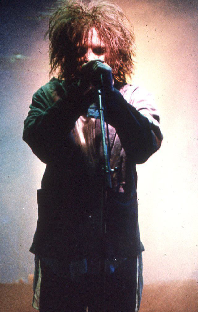 The Cure Daily!! tweet media