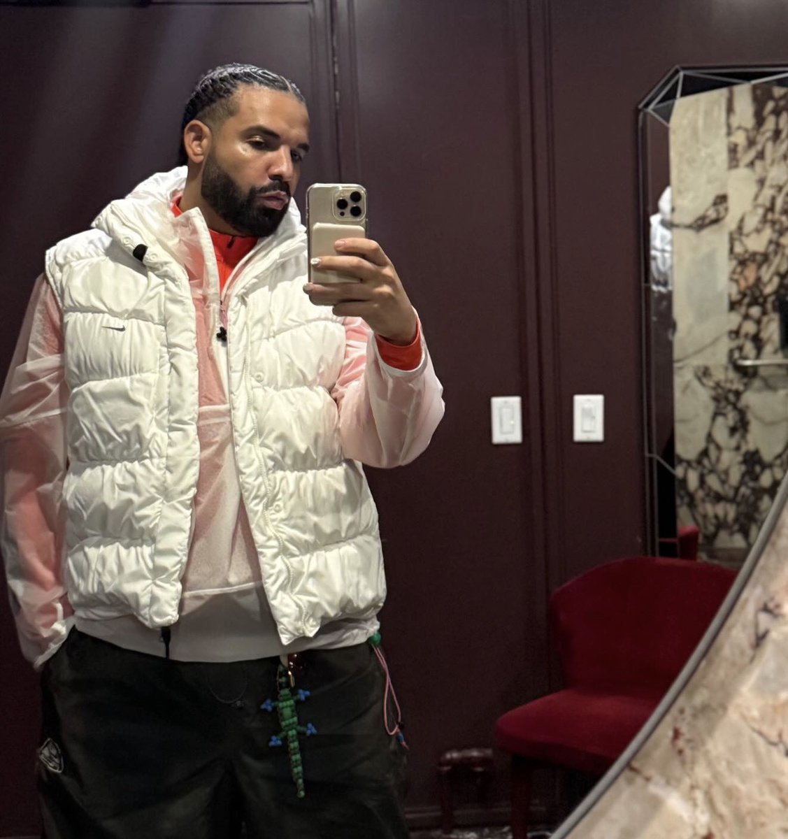 DrakeAligned tweet media