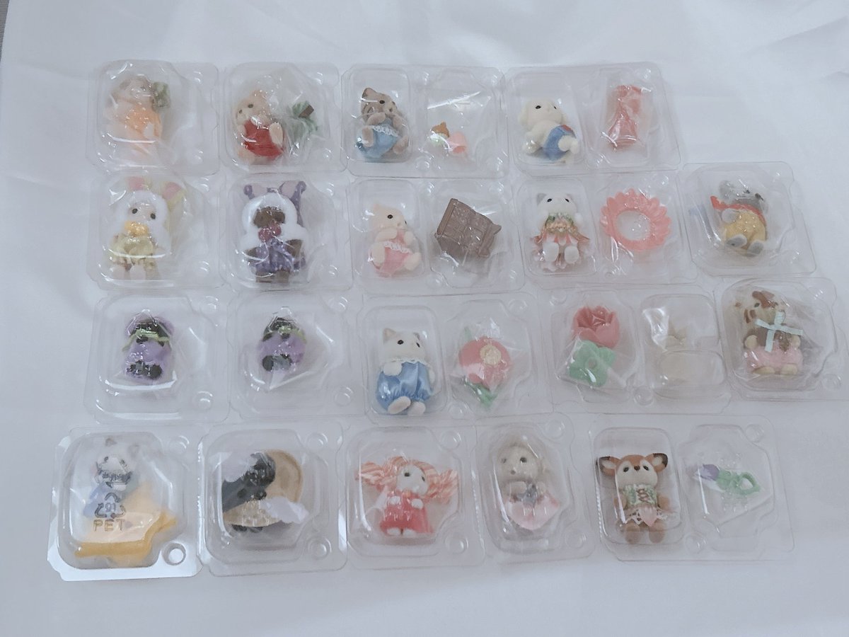 あけび tweet media