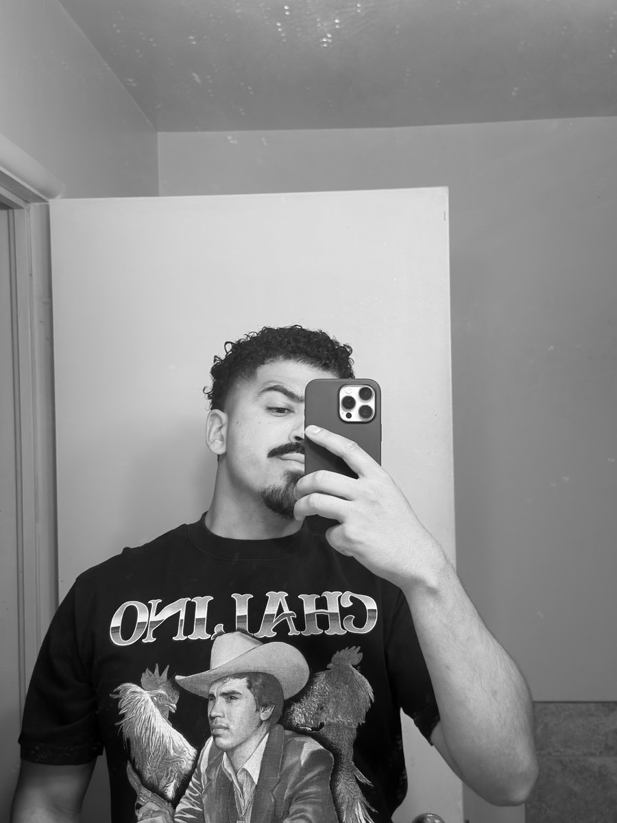 тαυяυѕ кιηg tweet media