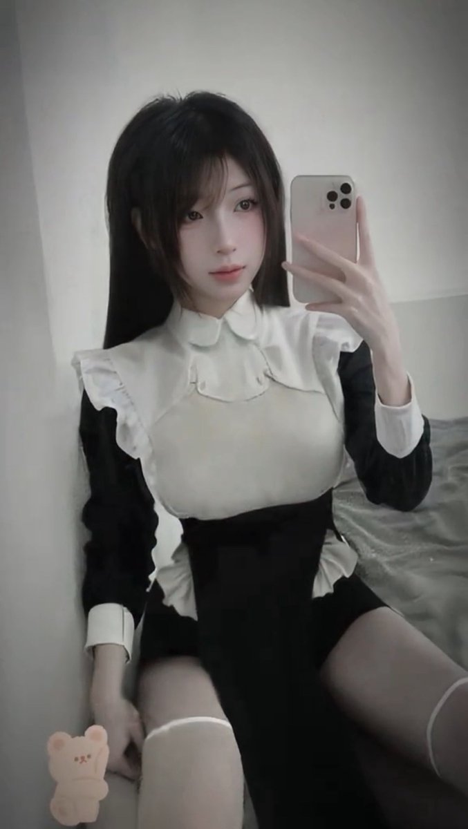 Nguynhonga89269's tweet photo. tìm chủ nhân ❤️ #maid https://t.co/7VOr81izAa