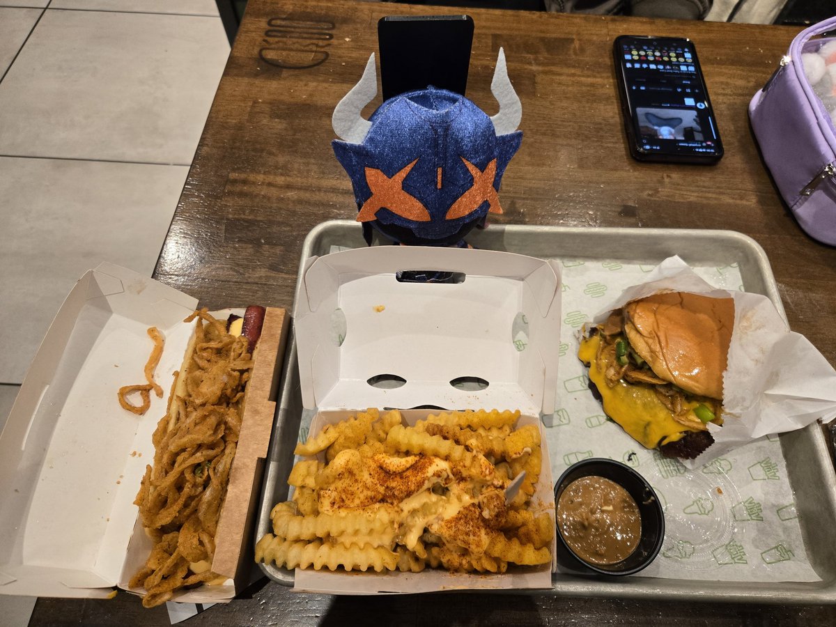 khoa 👧 tweet media