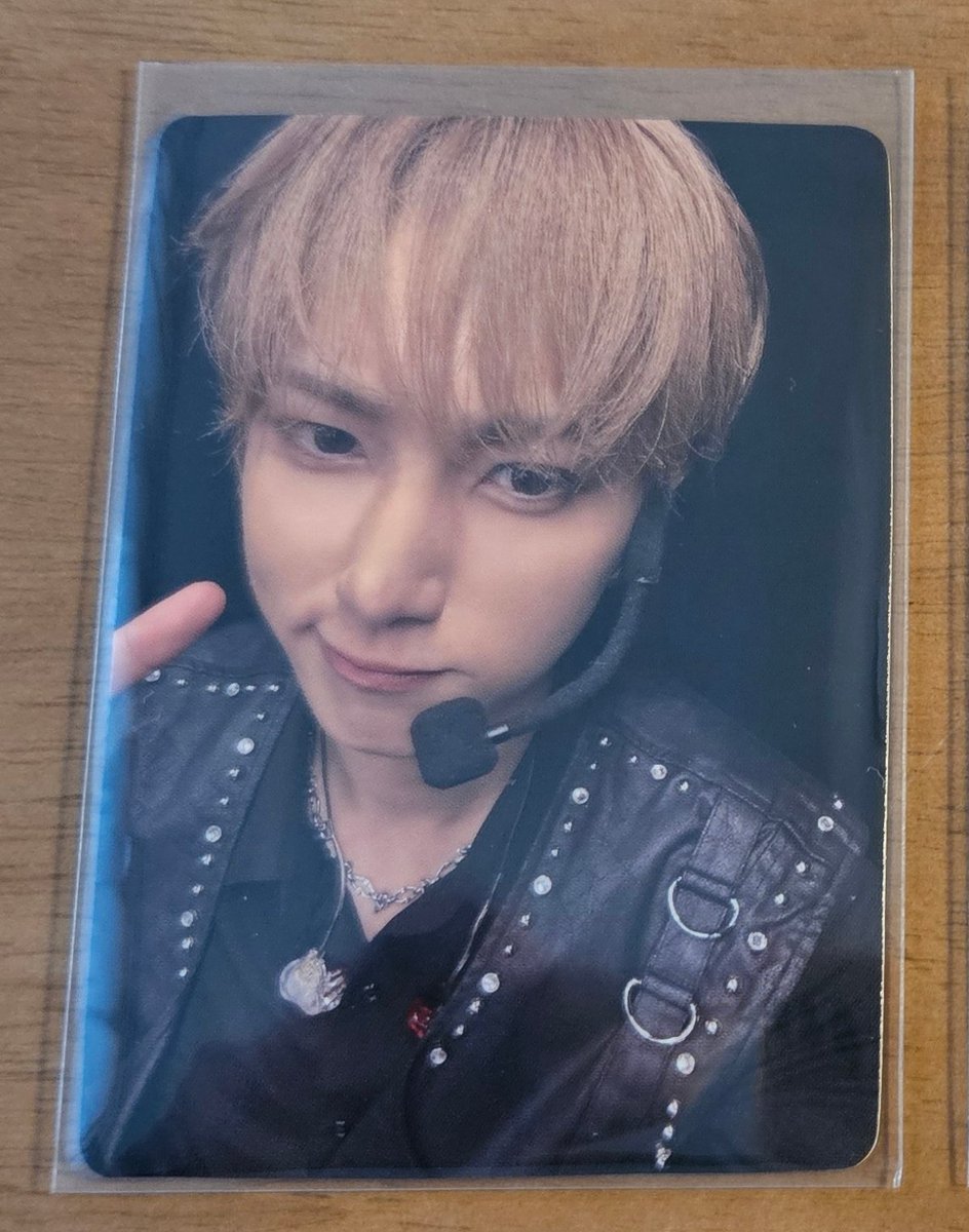 すみか tweet media