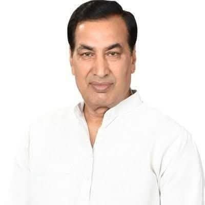 राजस्थान प्रदेश कांग्रेस कमेटी के उपाध्यक्ष, बांदीकुई के पूर्व विधायक, वरिष्ठ कांग्रेस नेता श्री गजराज खटाना जी को जन्मदिवस की हार्दिक बधाई व शुभकामनाएँ।
मैं ईश्वर से आपके उत्तम स्वास्थ्य व दीर्घायु जीवन की कामना करता हूँ। 
<a href="/GRKhatana_/">Gajraj Khatana</a>