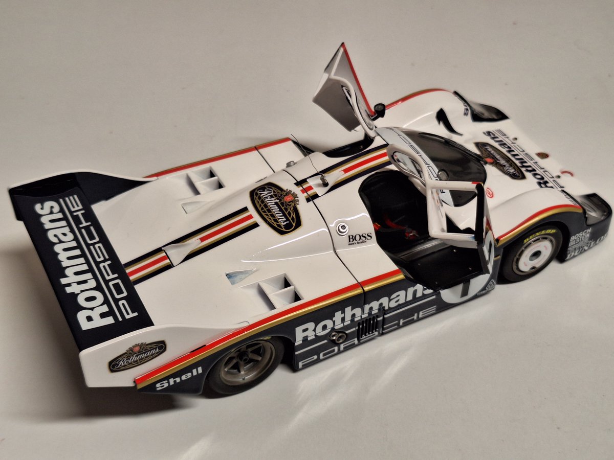 Italeri Model Kits tweet media