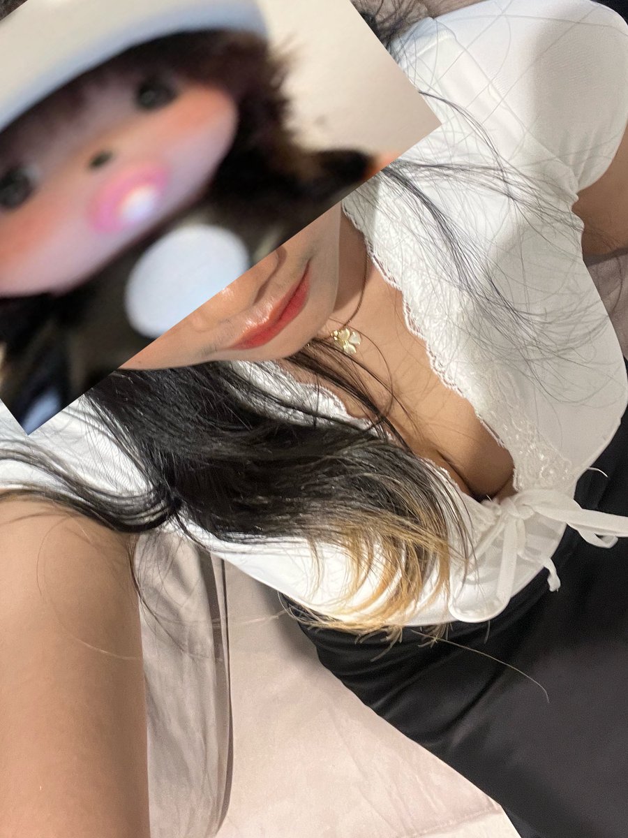 𝑩𝑰𝑩𝑰𝑰 tweet media