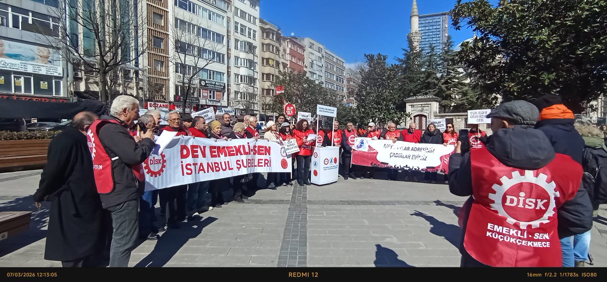 EmekliIstanbul's tweet photo. #EmekliİkramiyesiKazanılmışHaktır https://t.co/I85DJVIwzt