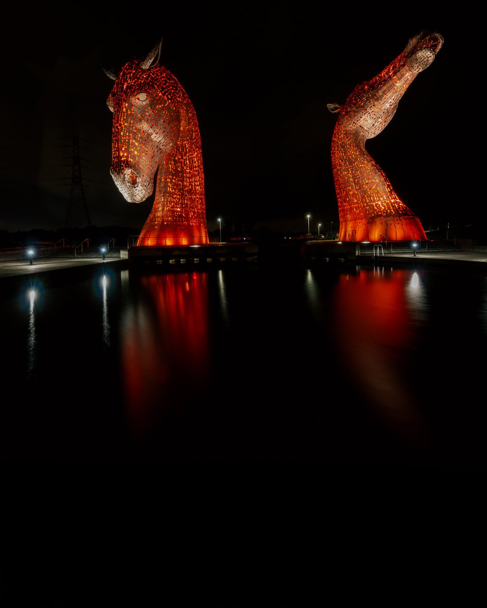 KrzysztofNiew13's tweet photo. Falkirk #falkirk #falkirkkelpies #travelphotography #travel_captures #traveltheworld #blogger #traveler #Scotland #scotland_greatshots #scotlandexplore #scotlandphotography #scotland_ig #highland #highlandpark #scotlandtrip #HighlandAdventure #highlanders #scotlandtravel #travel https://t.co/K8BIgAK20J