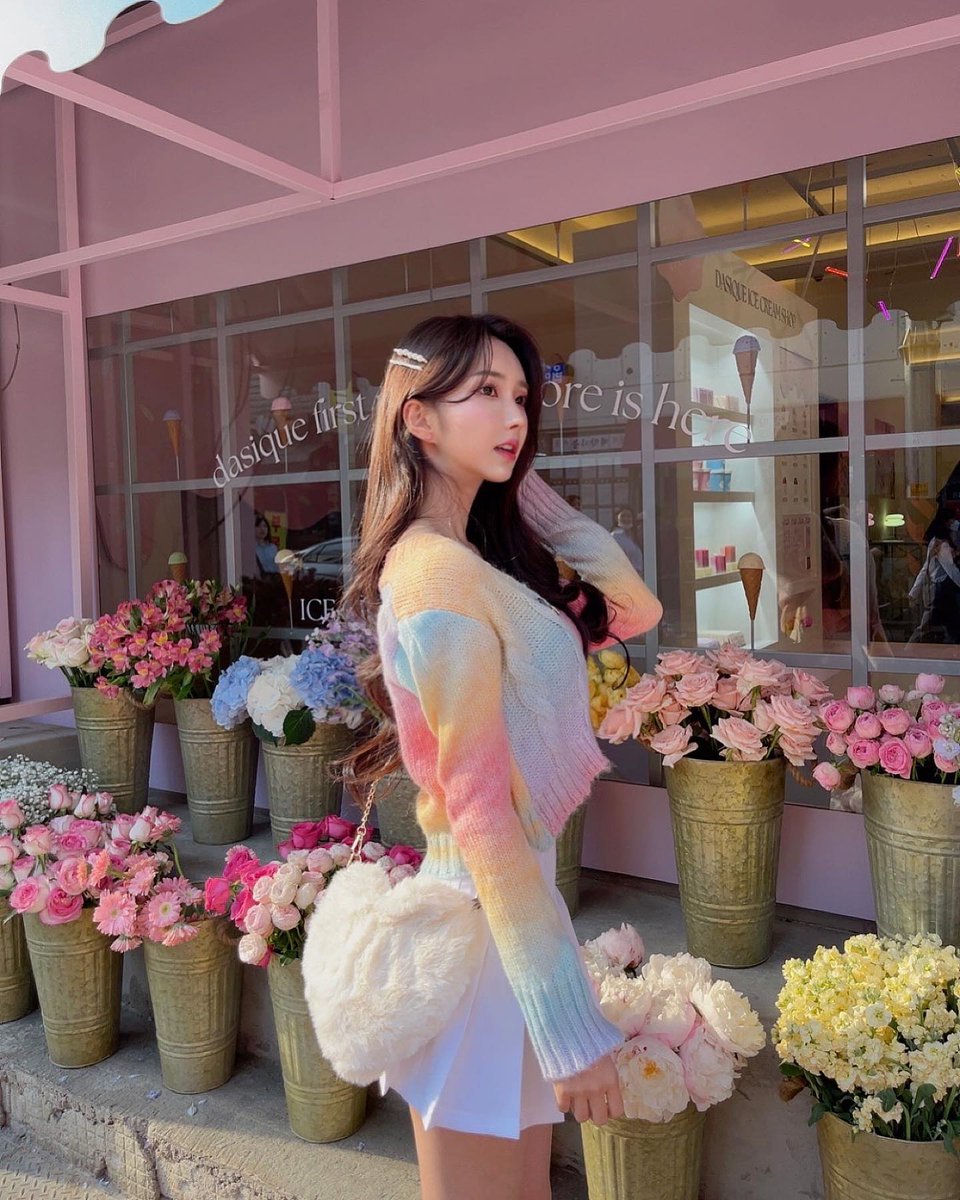 백홍설 tweet media