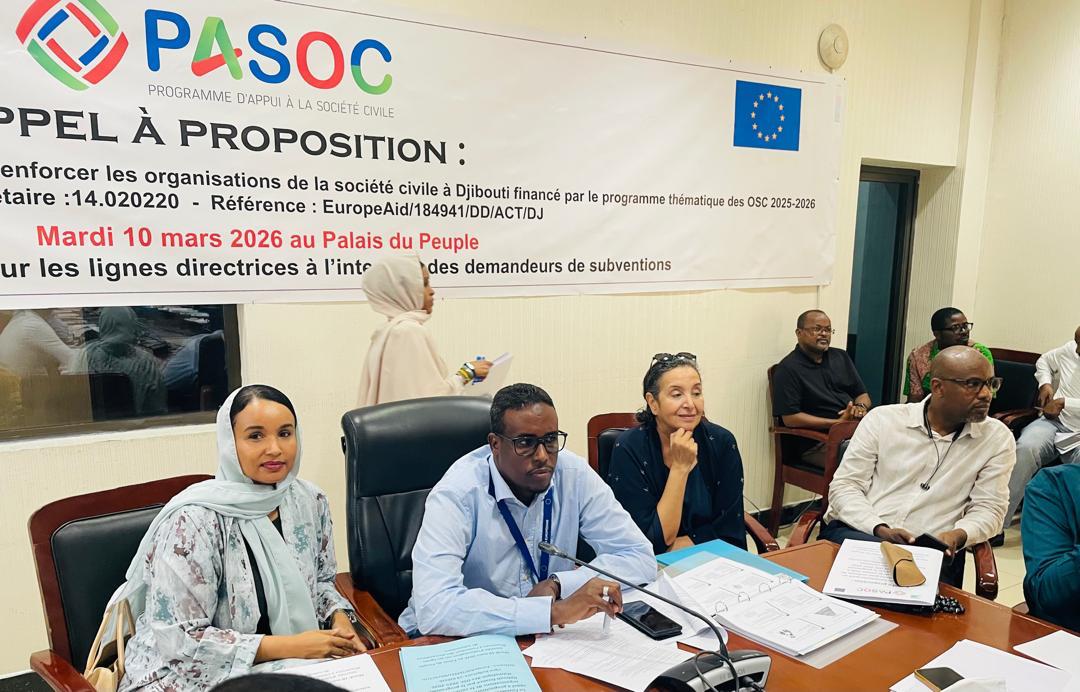 UEaDjibouti's tweet photo. L’@UEaDjibouti, avec le projet #PASOC, a réuni le 10 mars plus de 50 OSC pour une session d’information sur l’appel à propositions EuropeAid/184941/DD/ACT/2025 visant à renforcer la société civile.
📅 Deadline : 16 avril 2026, 17h (Bruxelles). #TeamEurope #Djibouti https://t.co/svVJqxtlCe