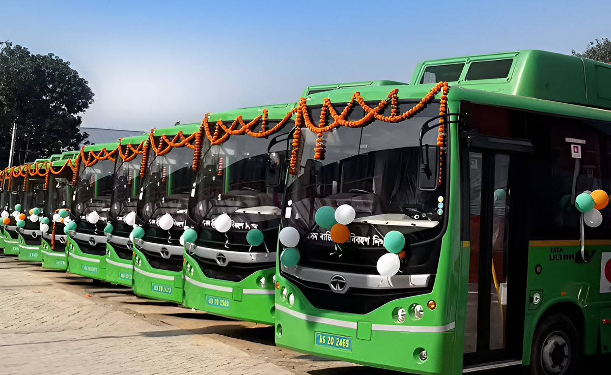 ETAuto's tweet image. 🚌PM E-DRIVE scheme: Subsidy confusion for Delhi delays Phase II of e-bus tender by CESL🚍

Read at:
auto.economictimes.indiatimes.com/news/commercia…

✍️@sinjain

#electric #electricbuses #ebuses #ev #CESL #auto #ETAuto