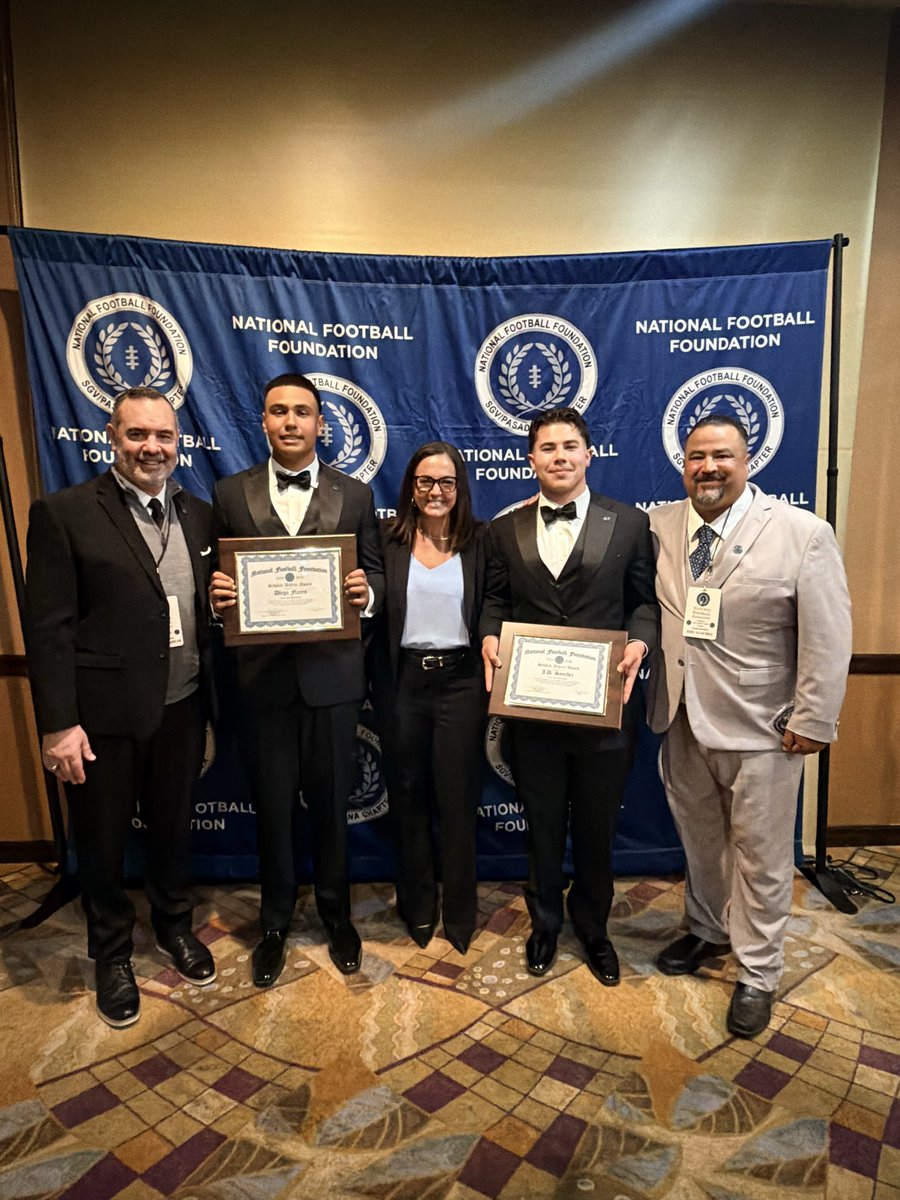 COHSFootball's tweet photo. Congrats to JD Sanchez &amp; Diego Flores this year’s Pasadena/SGV Chapter National Football Foundation Scholar-Athlete Award winners! Your commitment in the classroom, service in the community, &amp; excellence on the football field make our entire #OneCOFamily proud. #LeaveALegacy https://t.co/mDBJUmWYLG