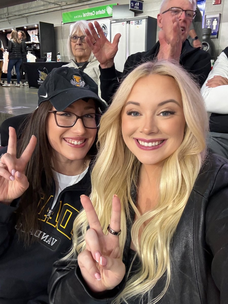 carleypitts's tweet photo. Sometimes the best basketball is in your backyard….not in Vegas  

Thanks President Green for the ball 🏀 

#vandalforanight https://t.co/8sLgg5jMKL