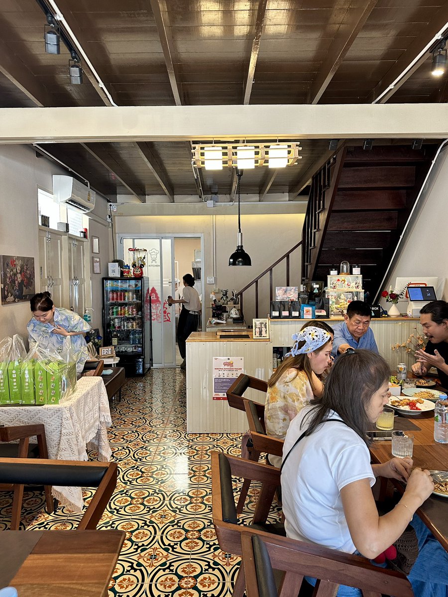 กินกันเถอะ tweet media