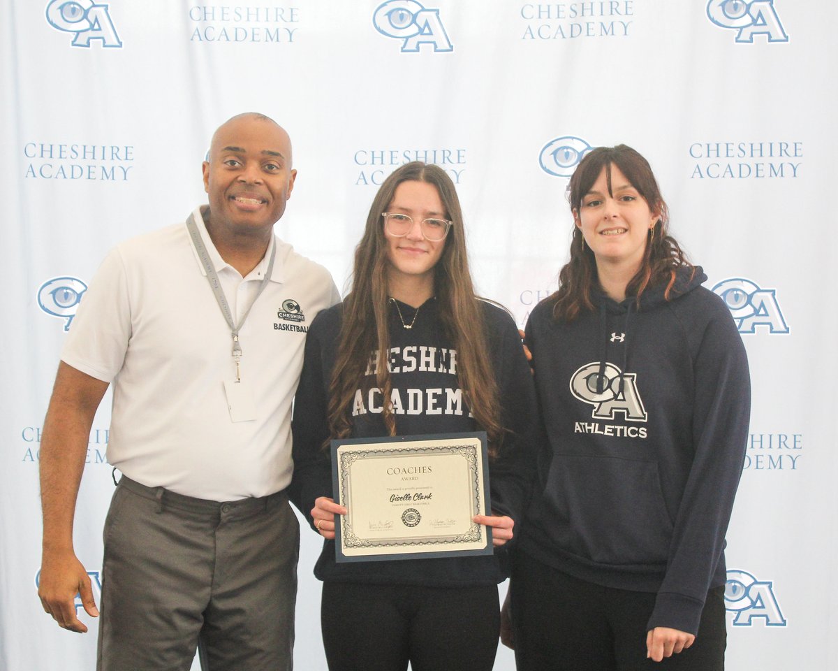 CoachStephensMB's tweet photo. Congratulations to Senior Giselle Clark for earning the Coaches' Award this year. She  was third on the team in rebounding with 119 for the season. A grest teammate most importantly and an excellent defender. You will be missed.  Photo courtesy of CA Marketing. https://t.co/nPfs3fCU5h