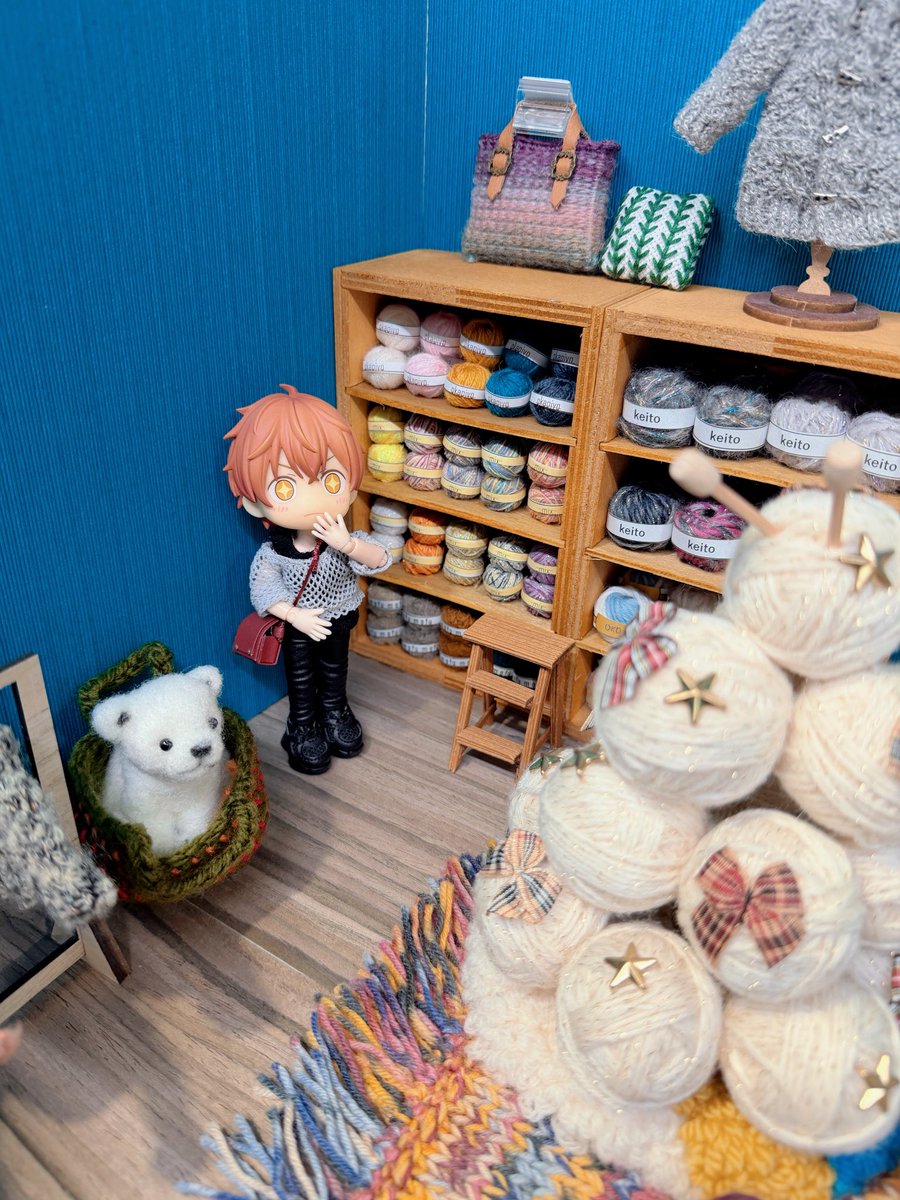 ドールだちを連れて生地を買いにきました  #ギヴン #ドール服
