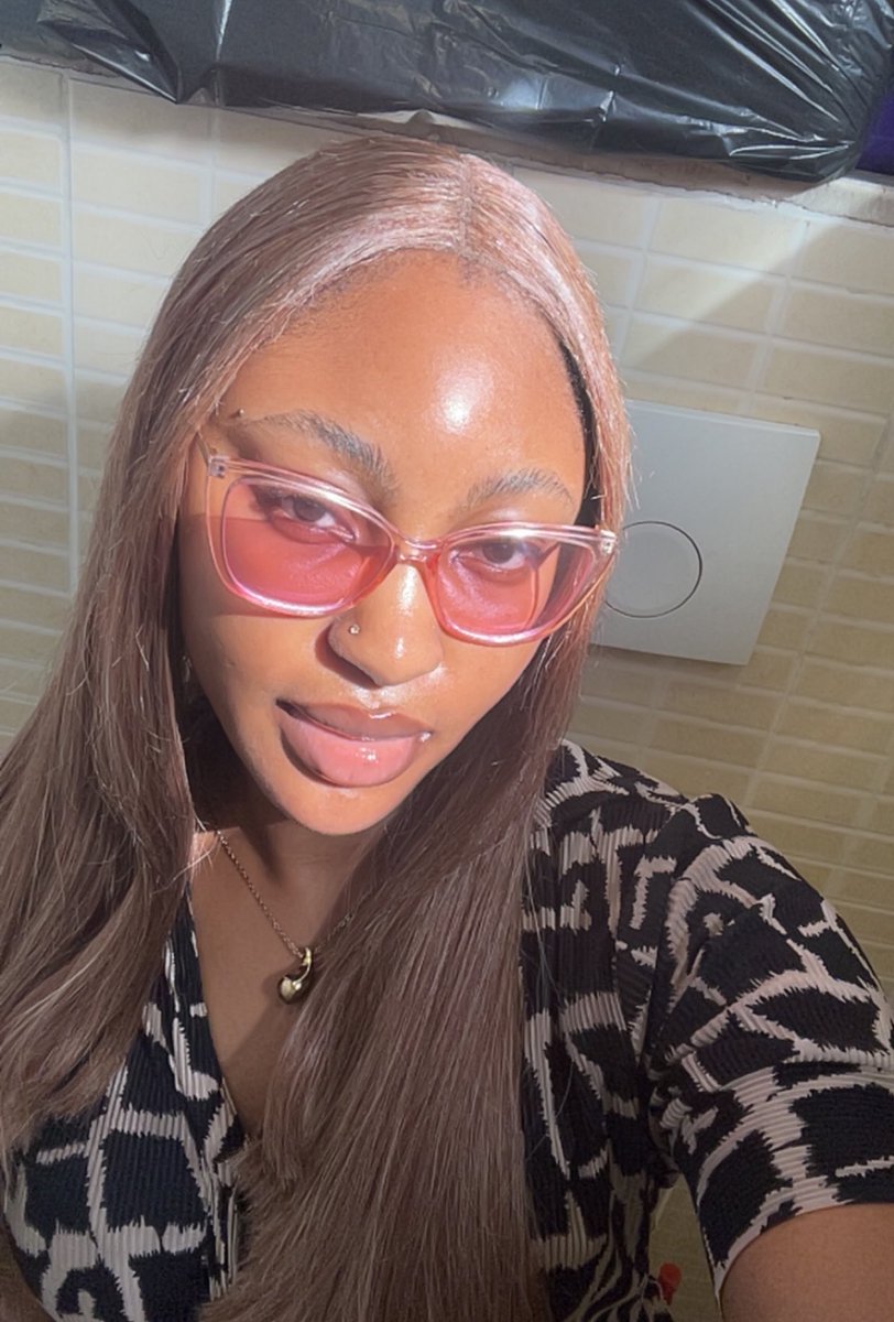 ✨✨Danielle✨✨ tweet media