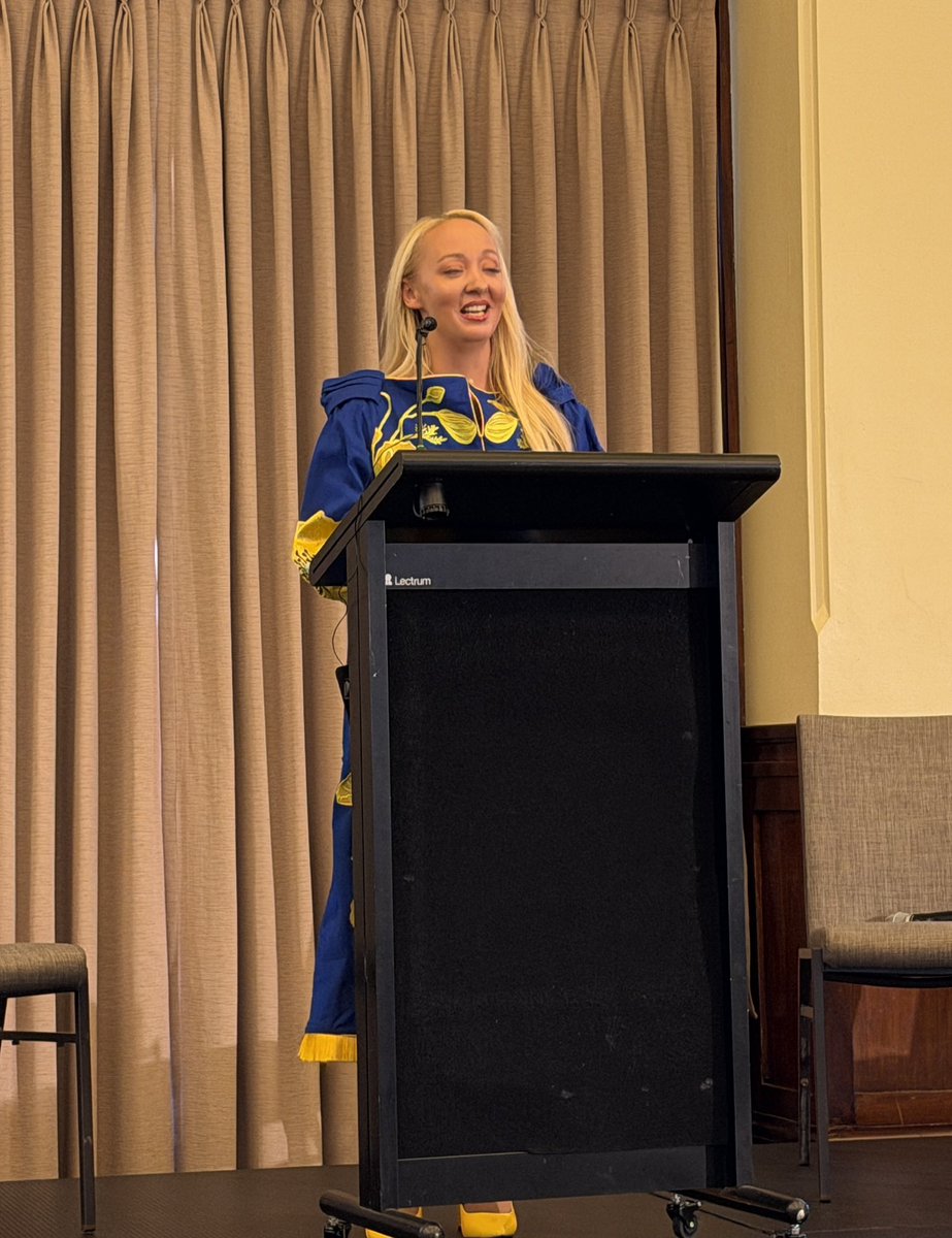 Jennifer Parker tweet media